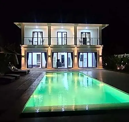 Royal Lotus Villa In Ubud